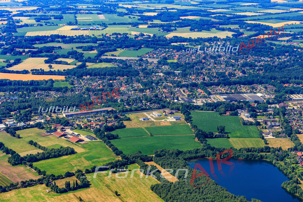 aktuelles Luftbild von  Langenberg - Luftaufnahme wurde 2018 von https://frankenair.de mittels Flugzeug (keine Drohne) erstellt.