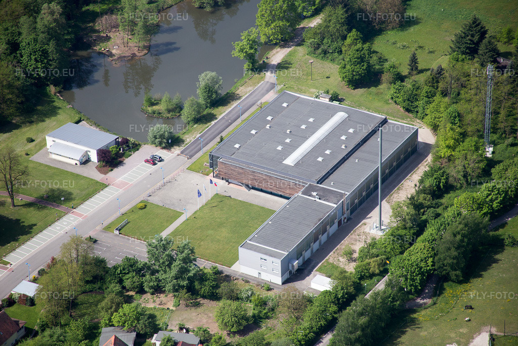 Vue aérienne: Frontière à Lauterbourg dans le département Bas Rhin, France. Photo: IMG_078613.jpg prise le 08/05/2015 par Werner Riehm/FLY-FOTO.euRésolution de l'original: 5472 x 3648 px