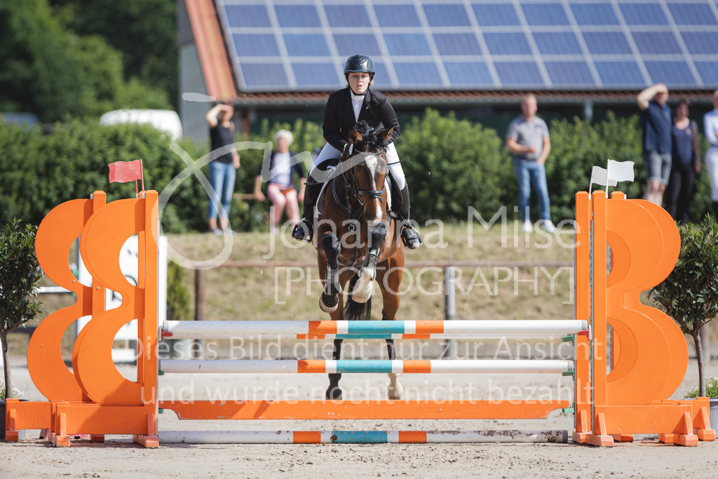 220612_LüPfSpTa_Stil-A1-210 | Lützower Pferdesporttage
Stilspringprüfung Kl.A* geschlossen JUN/JR
12.06.2022