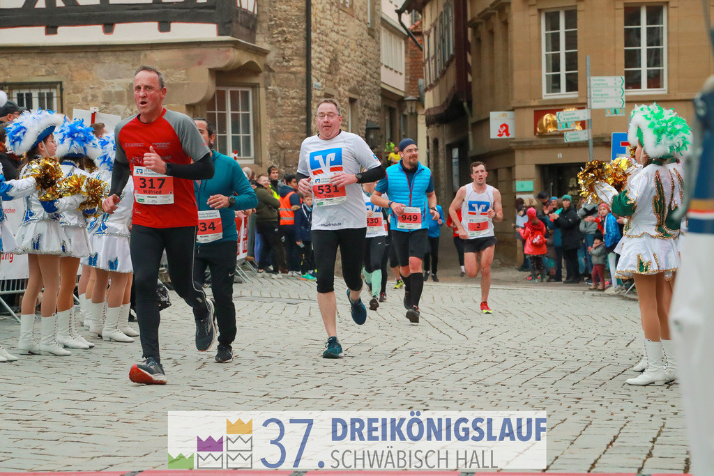 VR Bank Hauptlauf 10000m | 3 Koenigslauf 2023 - Realisiert mit Pictrs.com