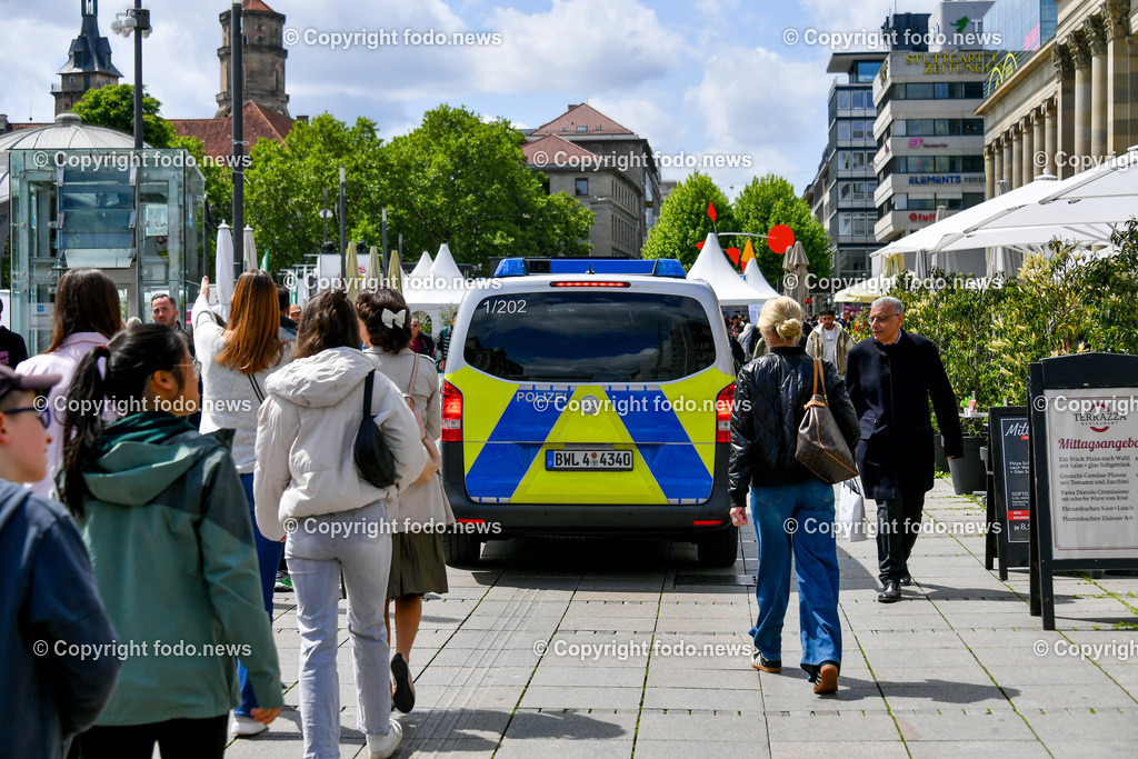 Deutschland_ Baden-Wuerttemberg_ Stuttgart_ 29.05.2025-13 | 29.05.2025, Deutschland, GER, Baden-Wuerttemberg, Stuttgart, im Bild Themenbild, Polizei, Einsatzfahrzeug, Behoerde, Beamte, Kontrolle, Menschen, Strasse, Stadtansichten, Feature, Symbolbild 