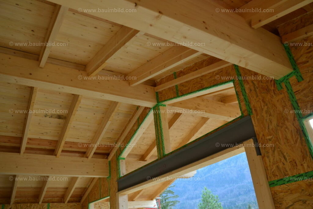 bib-lg09-holzbau-0220 | Nach LV-Leistungsgruppen sortierte Detailfotos über den Bau eines Hauses. Alle Hausbau-Bilder direkt vom Urheber und Autor der Website Haus-Selber-Bauen.com