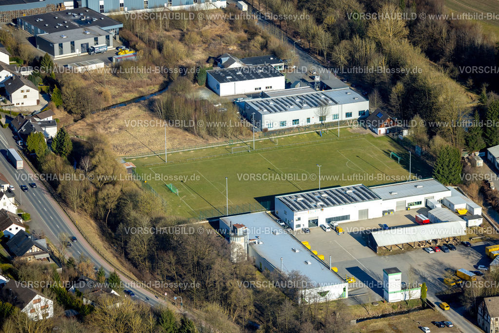Lennestadt250309363Elspe | Luftbild, Gewerbegebiet Thetener Straße und Sportplatz, Trockenbrück, Lennestadt, Sauerland, Nordrhein-Westfalen, Deutschland
