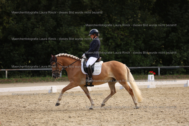HG9A1486 | laurarinckfotografie - Realisiert mit Pictrs.com