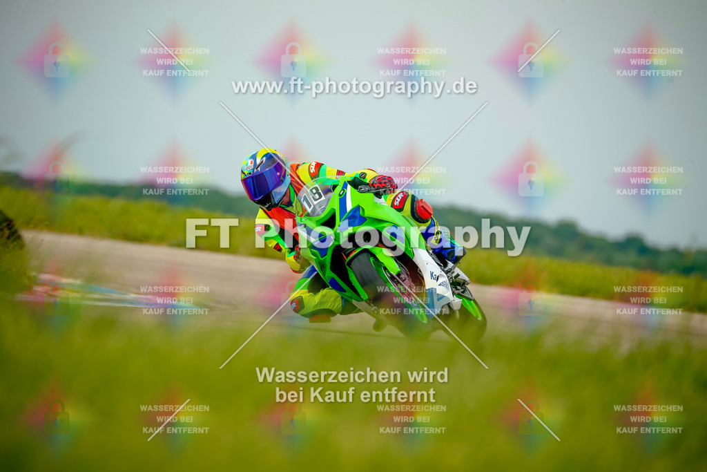 _MOT1776 | Hier findet Ihr Bilder von Touristenfahrten auf der Nürburgring Nordschleife oder von anderen Veranstaltungen die ich besucht habe. Viel Spass beim Durch Schauen 