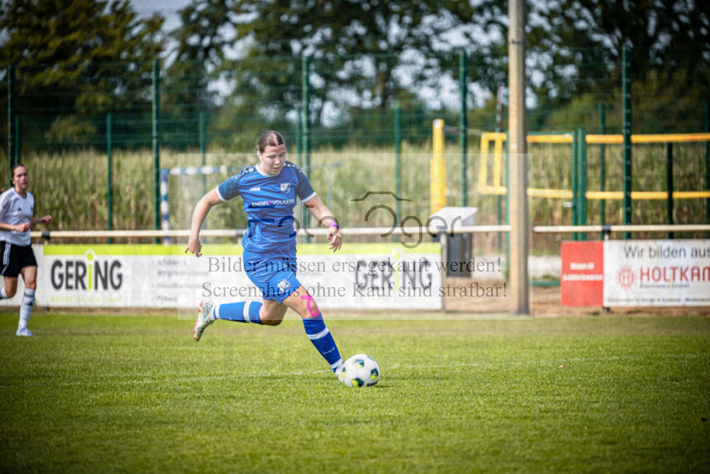 SG Bohmte/Ostercappeln/Schwagstorf - SV Harderberg - Frauen Bezirkpokal | Frauen Bezirkpokal · 1. Damen - 1. Damen · Sportplatz - Realisiert mit Pictrs.com