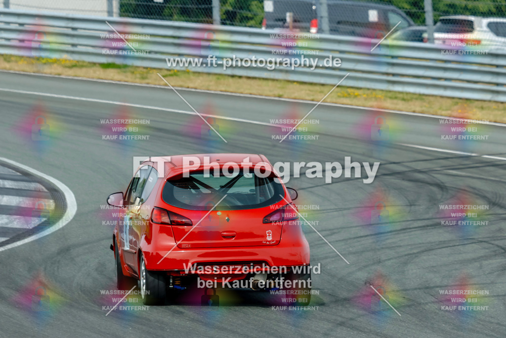 _GTS4801 | Hier findet Ihr Bilder von Touristenfahrten auf der Nürburgring Nordschleife oder von anderen Veranstaltungen die ich besucht habe. Viel Spass beim Durch Schauen 