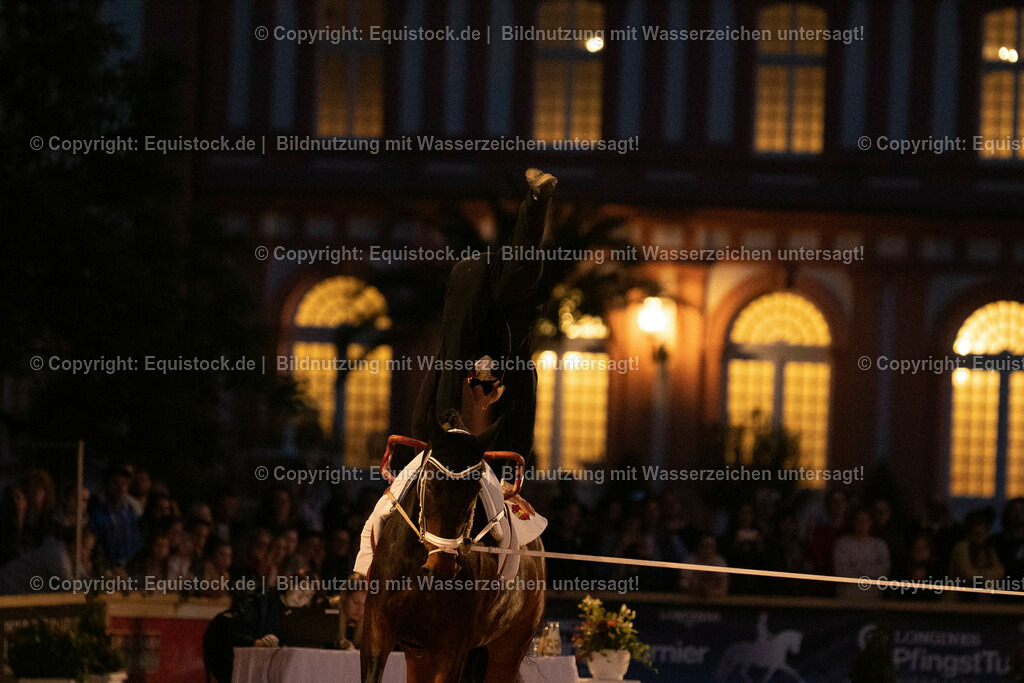 20230527_Voltigieren_NASPA_Flutlicht_0695 | equistock