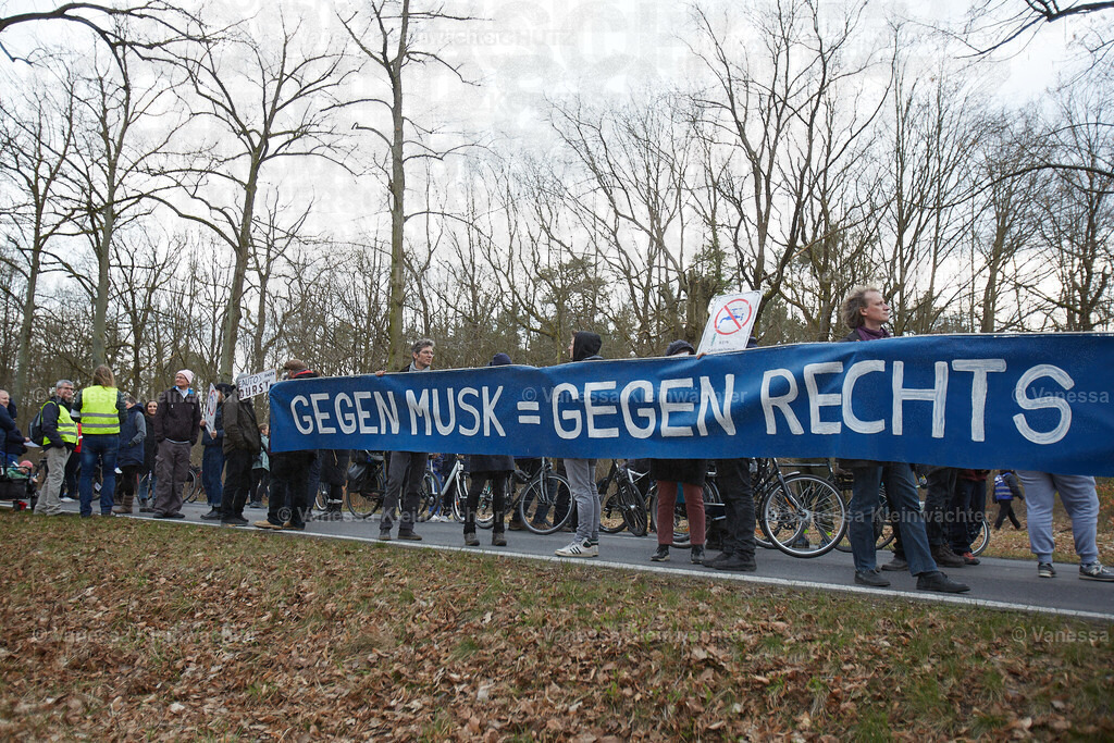 240310 TeslaNeinDanke_113 | Vanessa Kleinwächter - Realisiert mit Pictrs.com