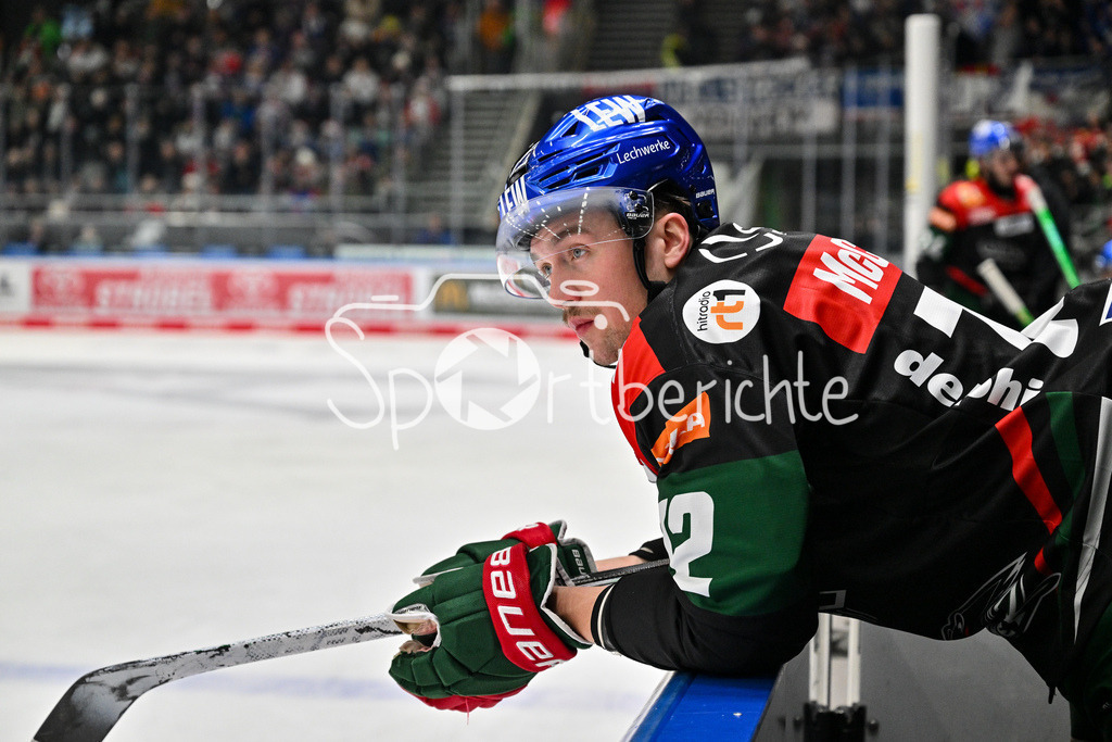 Augsburger Panther - Adler Mannheim | im Bild Riley McCOURT (Augsburger Panther #72) / Freisteller / Einzelfoto / DEL: Augsburger Panther - Adler Mannheim, Curt Frenzel Stadion am 26.12.2024