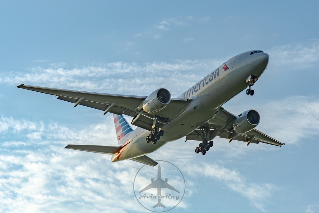 AA716-B772-N750AN-CLT-MUC-20240727-1-TPAI-denoise-sharpen | Browse breathtaking aviation photography and order high-quality prints from AviatoRay's gallery. Perfect for enthusiasts and collectors. - Realisiert mit Pictrs.com