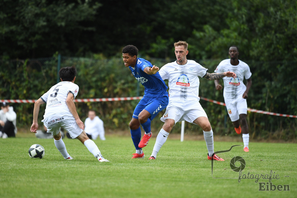 Sport-Duwe Cup | Sport-Duwe Cup Oldenburg; SSV Jeddenloh (weiß)-VFB Oldenburg (blau) am 05.07.2025 in Oldenburg (Sportanlage TuS Eversten), Photo: Philip Eiben 2025 - Realisiert mit Pictrs.com