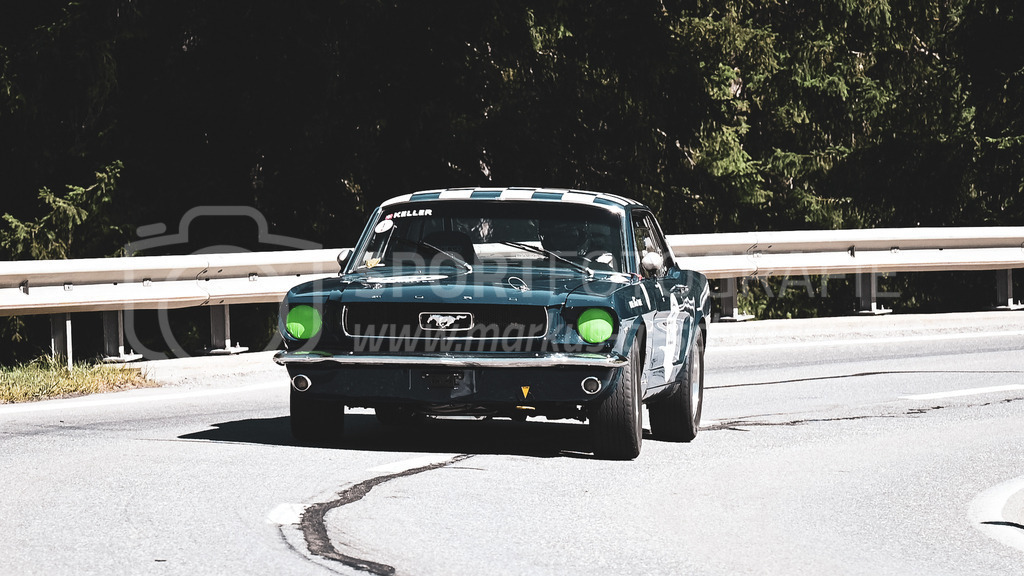 19. Arosa ClassicCar 2023 - 1. September 2023 | 19. Arosa ClassicCar 2023
Arosa, Schweiz
Keller Peter aus Henggart mit der Startnummer 520 in einem Ford Mustang, Jahrgang 1965, in der Klasse Competition.
@arosaclassiccar, @arosa.official, #arosaclassiccar, #arosa, #76curves, #classiccar
Bild: Sportfotografie Markus Aeschimann | www.markus-aeschimann.ch - Realisiert mit Pictrs.com