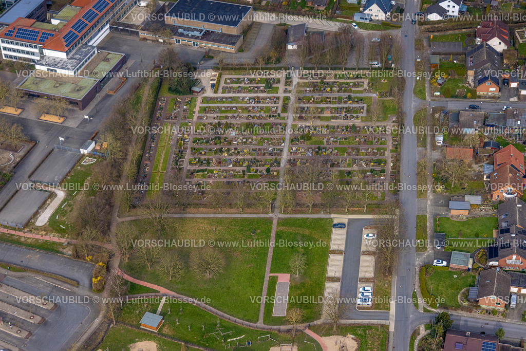Lippetal240307224 | Luftbild, Friedhof Herzfeld Gräberfeld, Lippetal, Herzfeld, Nordrhein-Westfalen, Deutschland
