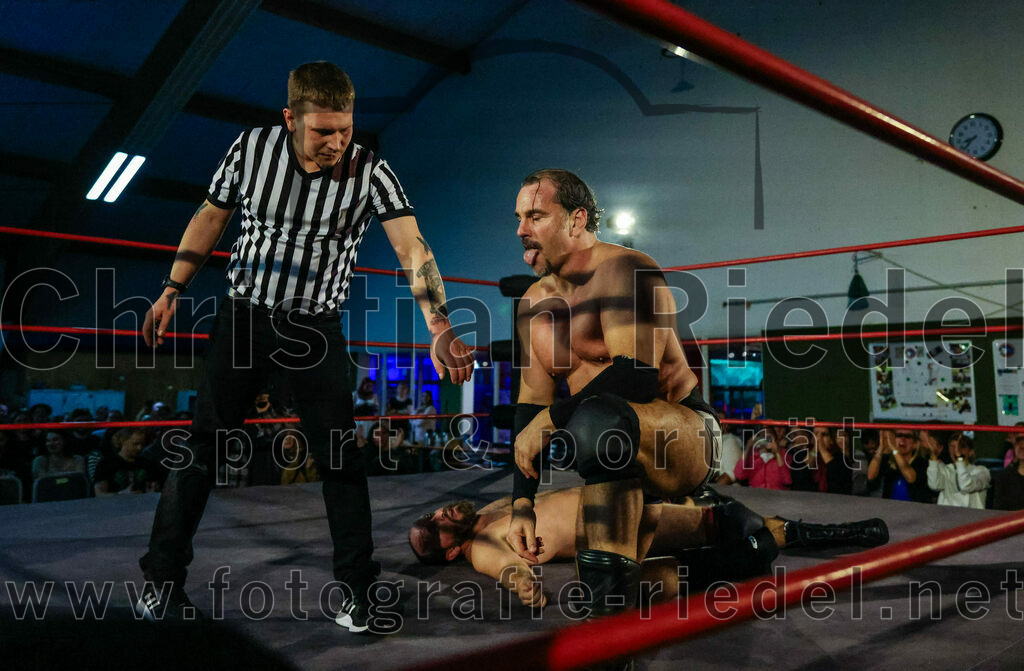 2023-11-11_074_Erding_Wrestlingshow | Erding, Deutschland, 11.11.2023:
Wrestling, Saison 2023, EWS Wrestling ERDING

Foto: Christian Riedel / fotografie-riedel.net