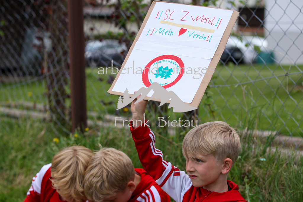 993T0329 | Medien- Sport- Entertainmentfotos