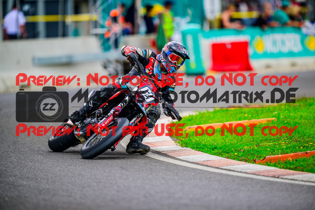 MaZZes_FotoMatrix_240609_6007705_8279 | SWISS S1