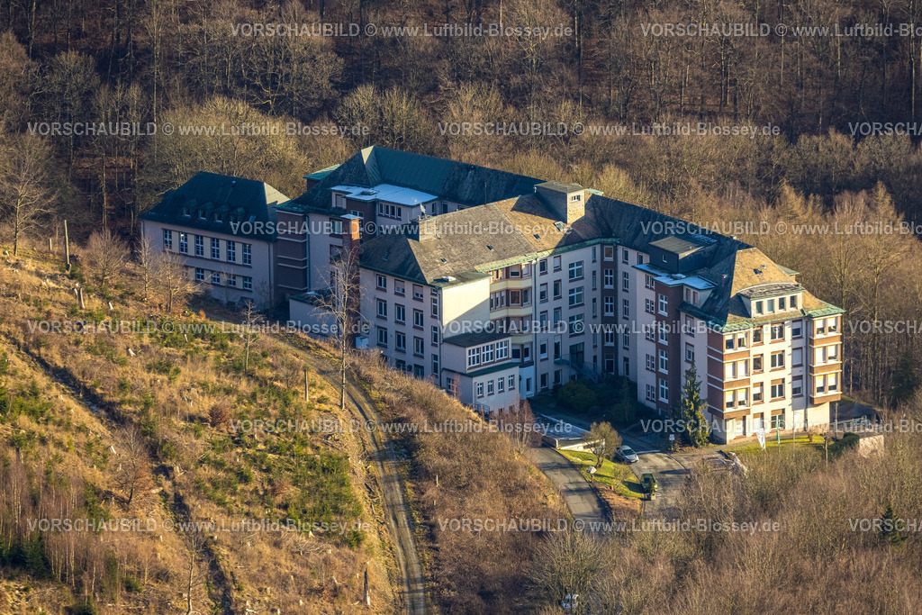 Brilon260104783 | Luftbild, Klinik Brilon-Wald GmbH, Friedrich-Köster-Weg, Brilon-Wald, Brilon, Sauerland, Nordrhein-Westfalen, Deutschland