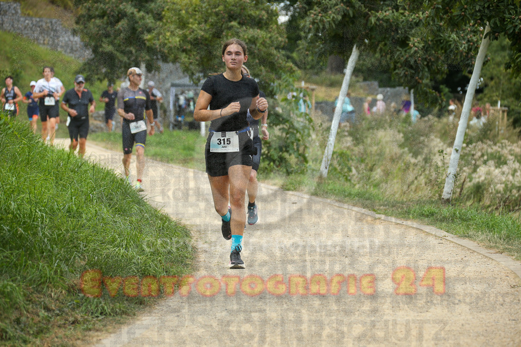 250824_1345_EX1_3510 | Sportfotografie im Rhein-Sieg Kreis, Köln, Bonn, NRW, Rheinland Pfalz, Hessen, etc. Unser Tätigkeitsfeld umfasst den Laufsport vom Volkslauf über den Marathon, Duathlon, Triathon bis zum Ultralauf wie Kölnpfad Ultra oder Schindertrail.