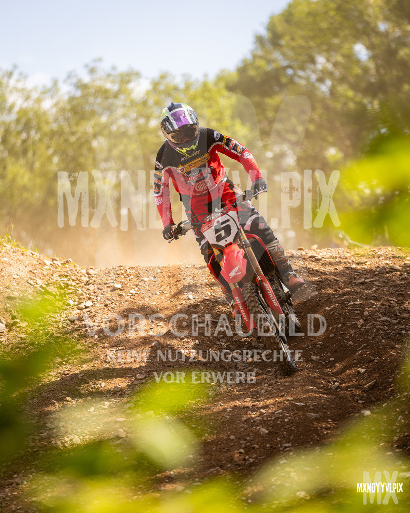 866A1195 | mxndyyvipix