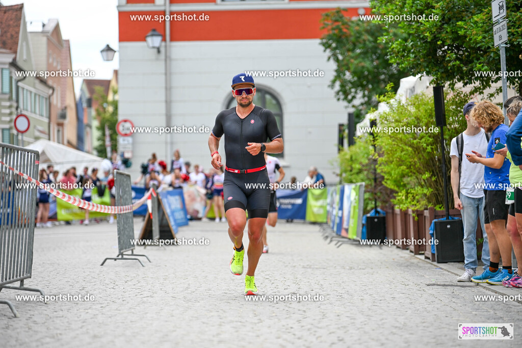 SZI_6180 | Stadttriathlon Erding 2025. #yourpictrs #sportshot_your_pictrs @Sportshotphotography #stadttriathlonerding Copyright: www.sportshot.de