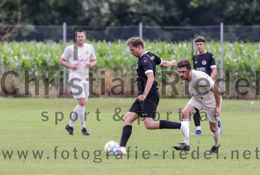 2023-07-02_012_SV_Walpertskirchen_II_gegen_FC_Herzogstadt_II | Walpertskirchen, Deutschland, 02.07.2023:
Fußball, A-Klasse 2023 / 2024, Testspiel, SV Walpertskirchen II gegen FC Herzogstadt II, Endergebnis: 2:0

Foto: Christian Riedel / fotografie-riedel.net