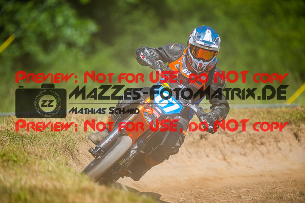 MaZZes_FotoMatrix_230609_6882 | UE40