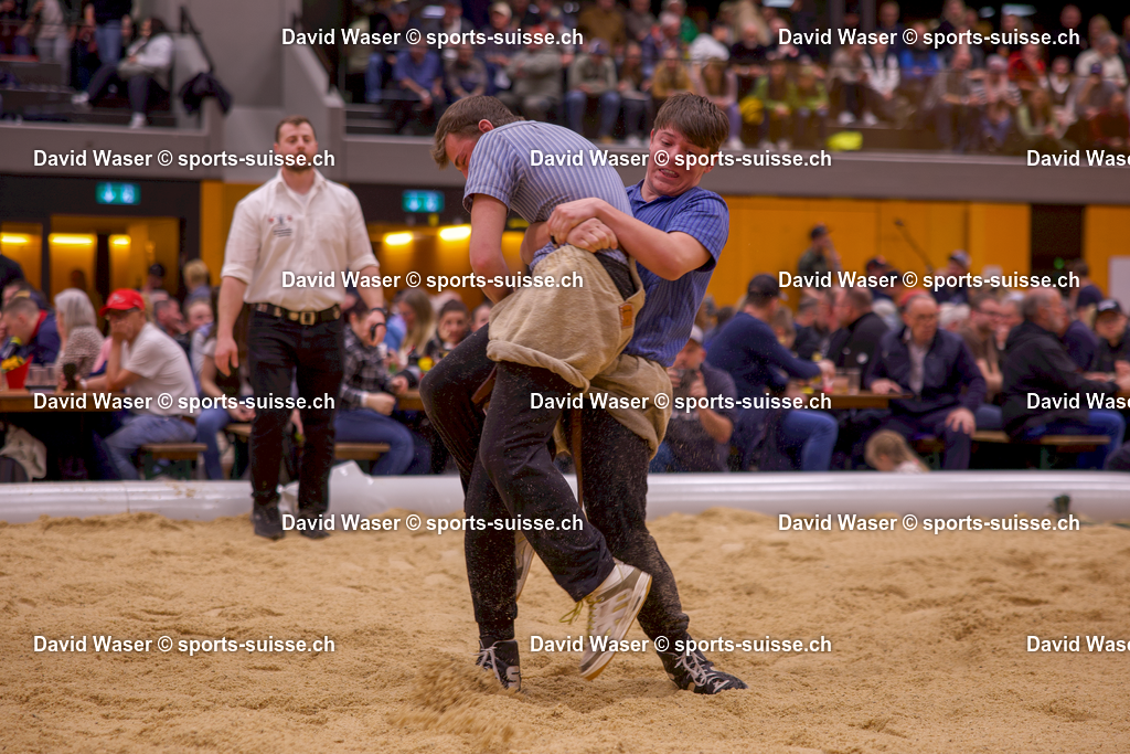 von Ah Marc (2008) - Simmen Leandro (2010) 50. Grosser Hallenschwinget Sarnen Dreifach-Turnhalle le 14.03.2026 Fotos www.sports-suisse.ch | von Ah Marc (2008) - Simmen Leandro (2010) 50. Grosser Hallenschwinget Sarnen Dreifach-Turnhalle le 14.03.2026 Fotos www.sports-suisse.ch