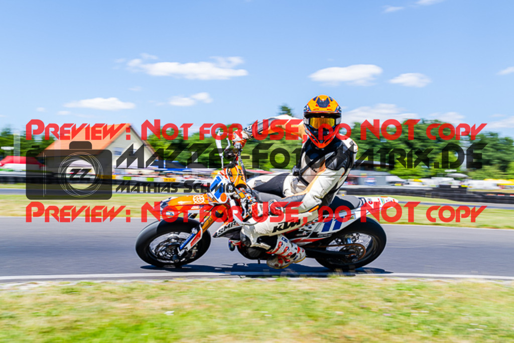 MaZZes_FotoMatrix_220702_1771 | S3