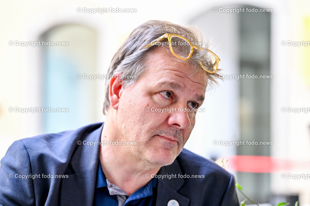 Golli Marboe_ VsUM_ 22.05.2024-30 | 22.05.2024, Linz, AUT, VsUM, Verein zur Foerderung eines selbstbestimmten Umgangs mit Medien, im Bild Golli Marboe (Obmann VsUM)