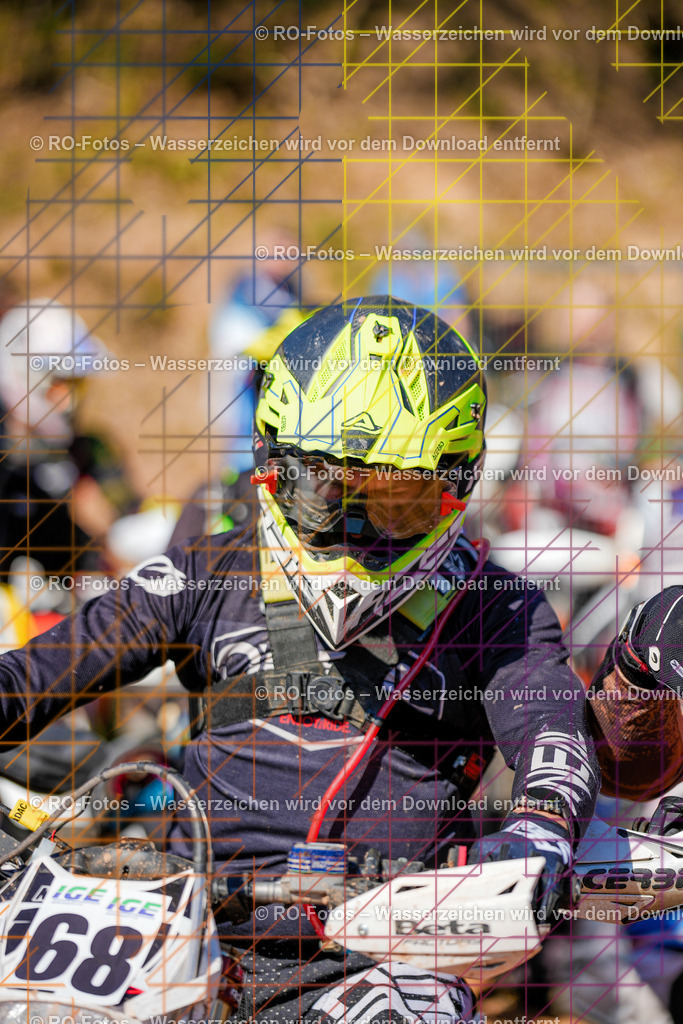 3 Lauf Mernes-90 | Sportfotografie von RO-Fotos: Motorsport, Motocross, Enduro, Laufveranstaltungen und Triathlon. Professionelle Fotos von Sportlern und Events. - Realisiert mit Pictrs.com