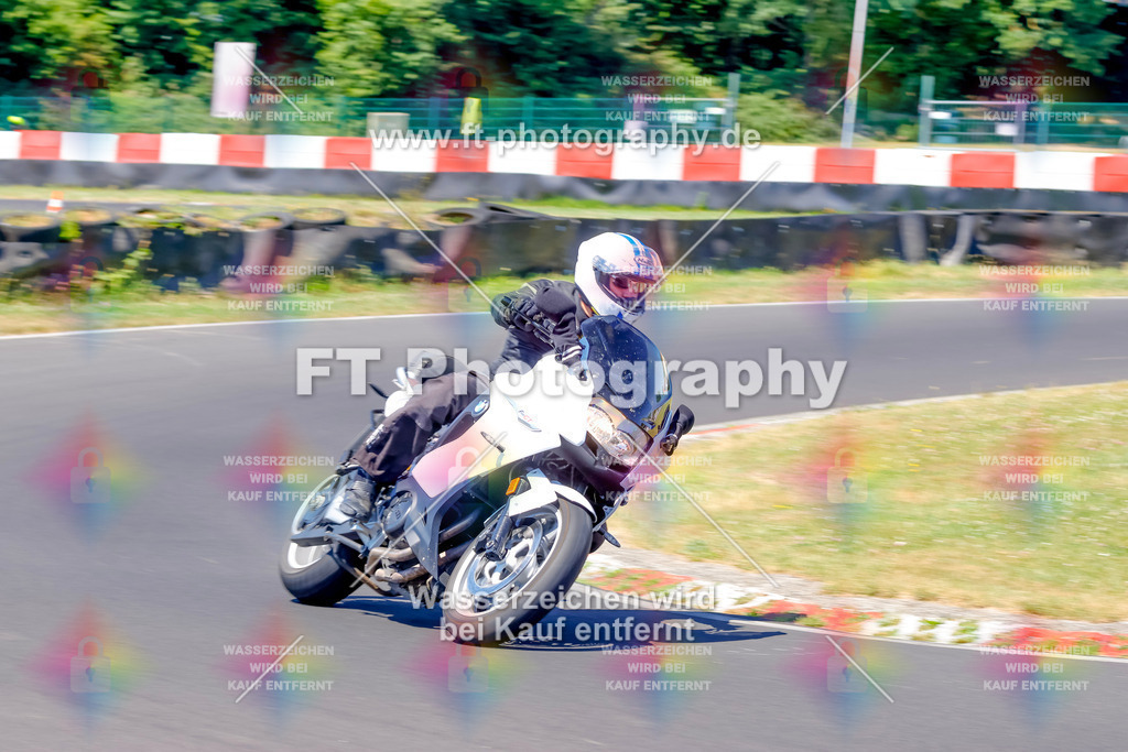 _MOT9491 | Hier findet Ihr Bilder von Touristenfahrten auf der Nürburgring Nordschleife oder von anderen Veranstaltungen die ich besucht habe. Viel Spass beim Durch Schauen 