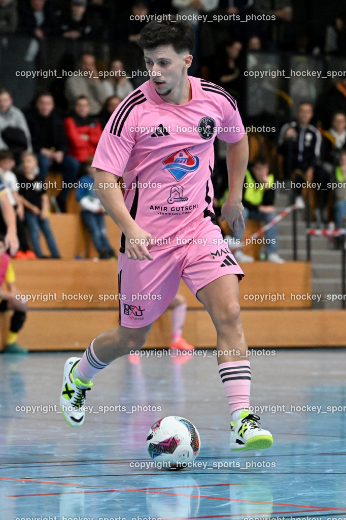 Carinthia Flamengo Futsal Club vs. Futsal Klagenfurt | #17 Hasan Kupinic Carinthia Flamengo, Carinthia Flamengo Futsal Club vs. Futsal Klagenfurt, Carinthia Flamengo Futsal Club vs. Futsal Klagenfurt am 01.12.2024 in Klagenfurt (Ballspielhalle Viktring), Austria, (Photo by Bernd Stefan)