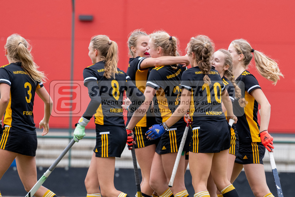 SFE_20231022_0147 | Deutsche Meisterschaft Weibliche U16 Finale Berliner HC - Harvestehuder THC am 22.10.2023 in Köln (Düsseldorfer Hockeyclub 1905 e.V.), Photo: Stephan Fehrmann 2023 (Sports-Gallery)