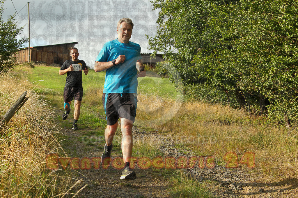 250801_1905_EV4_8000 | Sportfotografie im Rhein-Sieg Kreis, Köln, Bonn, NRW, Rheinland Pfalz, Hessen, etc. Unser Tätigkeitsfeld umfasst den Laufsport vom Volkslauf über den Marathon, Duathlon, Triathon bis zum Ultralauf wie Kölnpfad Ultra oder Schindertrail.