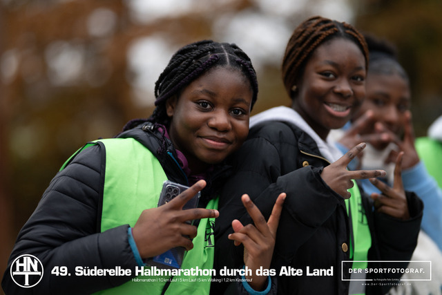 Süderelbe Halbmarathon 2025 I 09.11.2025 I Fotograf_DerSportfotograf.I 00066 | Der Sportfotograf. - Realisiert mit Pictrs.com