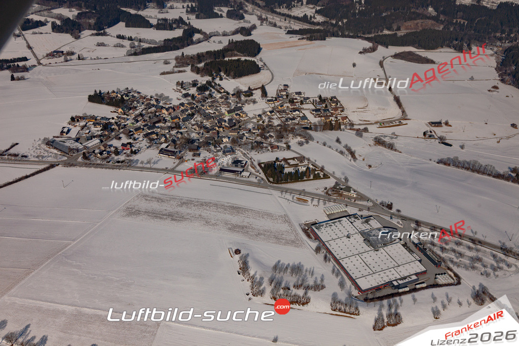 Die Luftbildaufnahme Carlsgruen - Bad-steben wurde 2018 mittels Flugzeug (keine Drohne) erstellt. Perfekte Schärfe und Druck- Auflösung- Garantiert!
