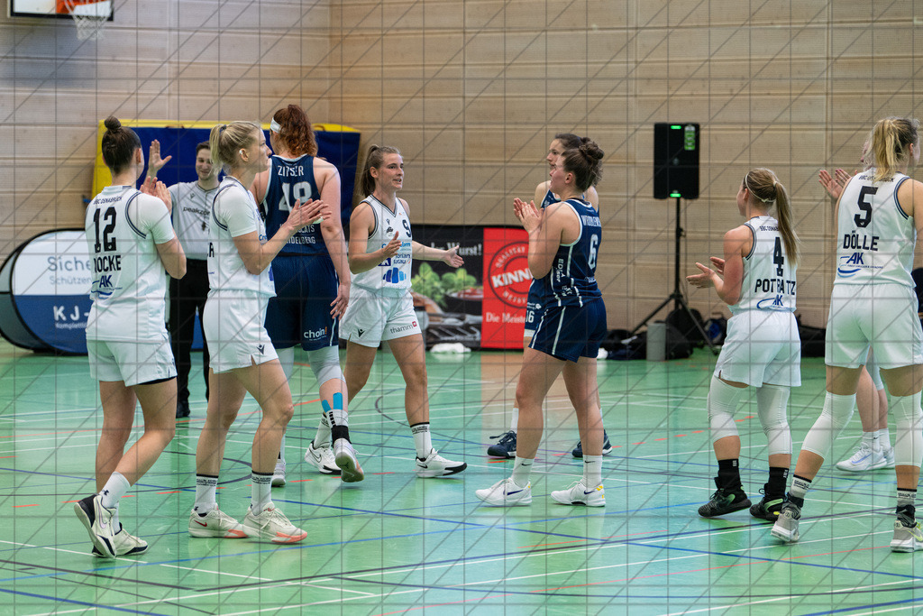 2. DBBL PlayOff 24/25 - BBC Osnabrück vs. BasCats USC Heidelberg - 1/4-Finale, 2. Spiel  | Osnabrück, Deutschland, 27.04.25: 2. DBBL PlayOff 24/25 - BBC Osnabrück vs. BasCats USC Heidelberg - 1/4-Finale, 2. Spiel Im Bild: CREDIT:www.bullenfotos.de, Martin Koenig, Hoerner Weg 40, D-49078 Osnabrueck, +4917663732967Nutzung und Weitergabe nur zu den vereinbarten Zwecken. Presseanfragen an Ersteller. Alle Rechte beim Ersteller. Honorierung nach MFM. - Realisiert mit Pictrs.com
