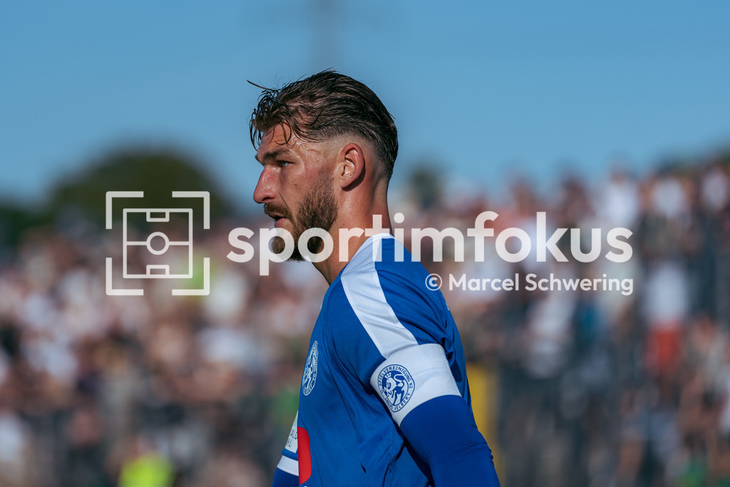 SSVg Velbert 02 – Borussia Mönchengladbach | Tristan Duschke (SSVg Velbert 02). Testspiel zwischen der SSVg Velbert 02 und Borussia Mönchengladbach in Velbert, 12.08.2026. Endstand: 0:8. sportimfokus / Marcel Schwering - Realisiert mit Pictrs.com