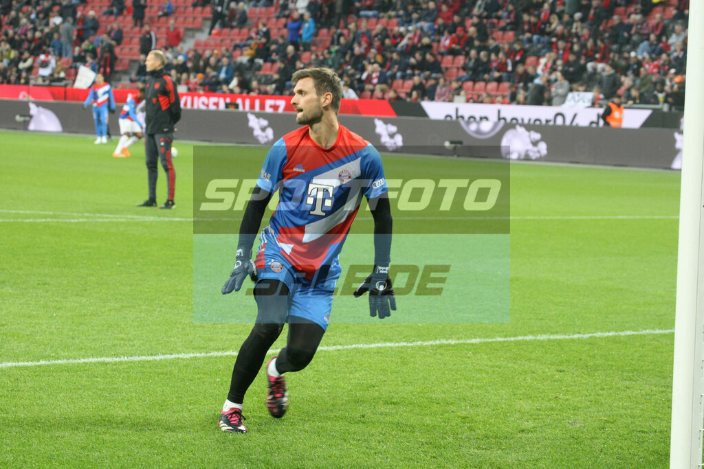 AD0J9814 | Sven Ulreich  - © Sportfoto-Sale (MK) - Realisiert mit Pictrs.com
