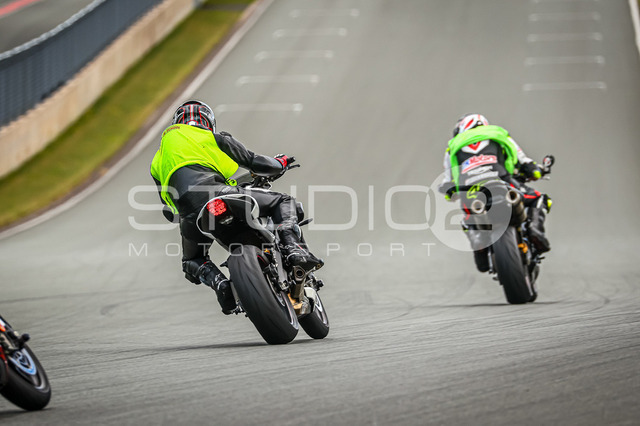 0472-260606BB-011_472 | Deine Full-Service-Agentur für ✔️Videoproduktionen und ✔️Motorsportfotografie Jetzt Angebot anfragen!