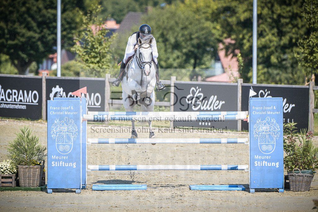 DOS_0289 | Entdecke hochwertige Reitturnierfotos von Foto Oger. Professionell, emotional und authentisch – jetzt Lieblingsmomente im Shop bestellen.Deutschlandweite Turnierfotografie. - Realisiert mit Pictrs.com