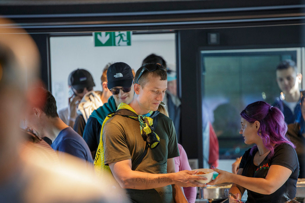 ..... | 06.09.2025, AUSTRIA, Mondsee, ALOHA TRI MONDSEE - Pastaparty , Image shows: Photo: WAPICS / Willdoner Andreas