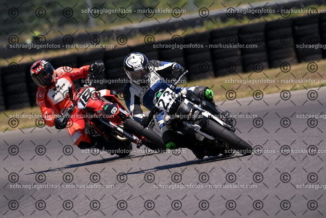 26bt04-1528 | markuskiefer.com - Realisiert mit Pictrs.com