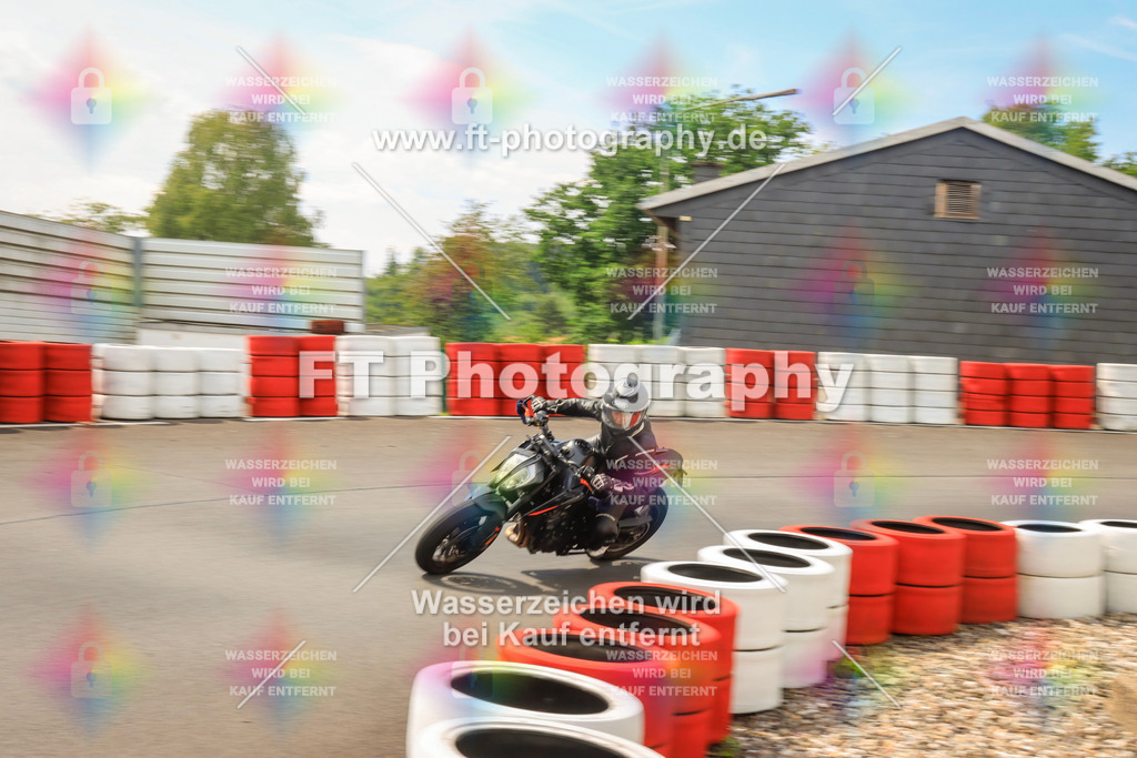 _DSK2900 | Hier findet Ihr Bilder von Touristenfahrten auf der Nürburgring Nordschleife oder von anderen Veranstaltungen die ich besucht habe. Viel Spass beim Durch Schauen 