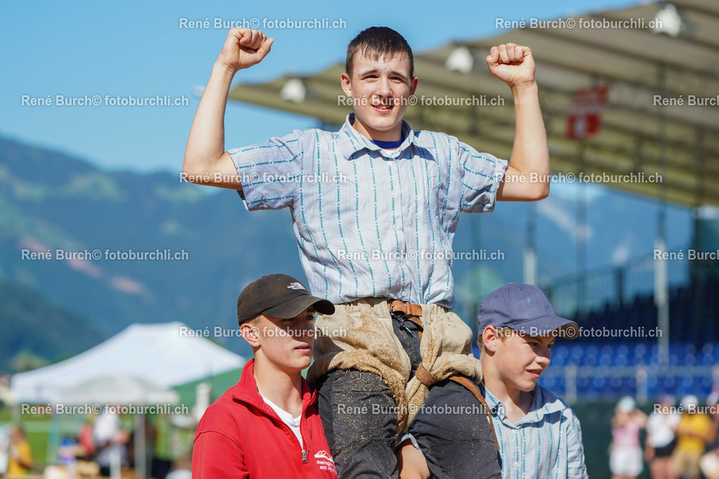 Reichmuth Andre | René Burch leidenschaftlicher Fotograf aus Kerns in Obwalden.  Hier finden sie Sport, Landschaft und Natur Fotografie.
 - Realisiert mit Pictrs.com