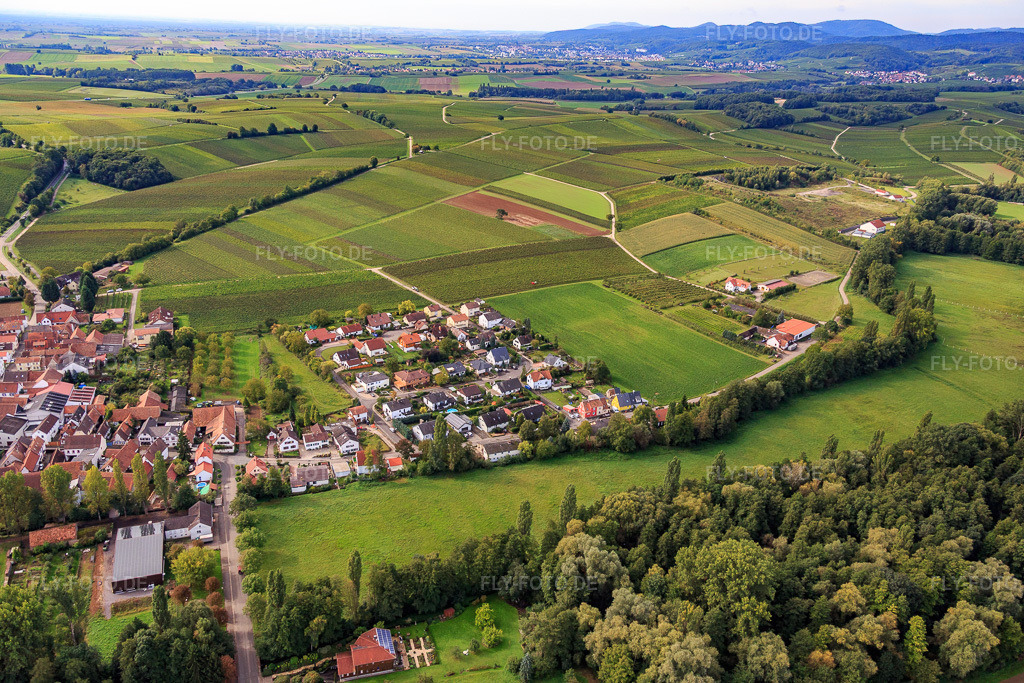 Luftbild: An d. Ziegelhütte im Ortsteil Klingen in Heuchelheim-Klingen im Bundesland Rheinland-Pfalz in Deutschland. Foto: IMG_072667.jpg vom 19.09.2014 durch Werner Riehm/FLY-FOTO.deAuflösung des Originals: 5472 x 3648 px
