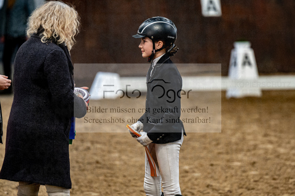20240310-DOS_1500 | Entdecke hochwertige Reitturnierfotos von Foto Oger. Professionell, emotional und authentisch – jetzt Lieblingsmomente im Shop bestellen.Deutschlandweite Turnierfotografie. - Realisiert mit Pictrs.com