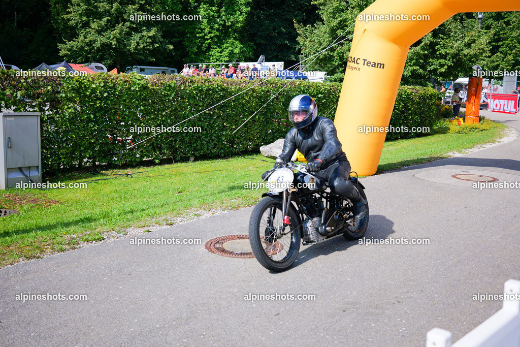 P1025947 | Erleben Sie atemberaubende, hochqualitative Fotos Ihrer Fahrt entlang der malerischen Alpenstraßen. Besuchen Sie alpineshots.com, um professionelle Aufnahmen Ihrer unvergesslichen Reise zu finden und zu kaufen - Realisiert mit Pictrs.com