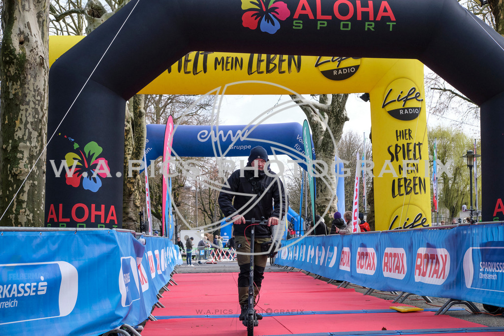 ..... | AUSTRIA, Wels, 30.03.25, ALOHA Wels Halbmarathon, Image Shows: , Foto: Wapics/RING M.